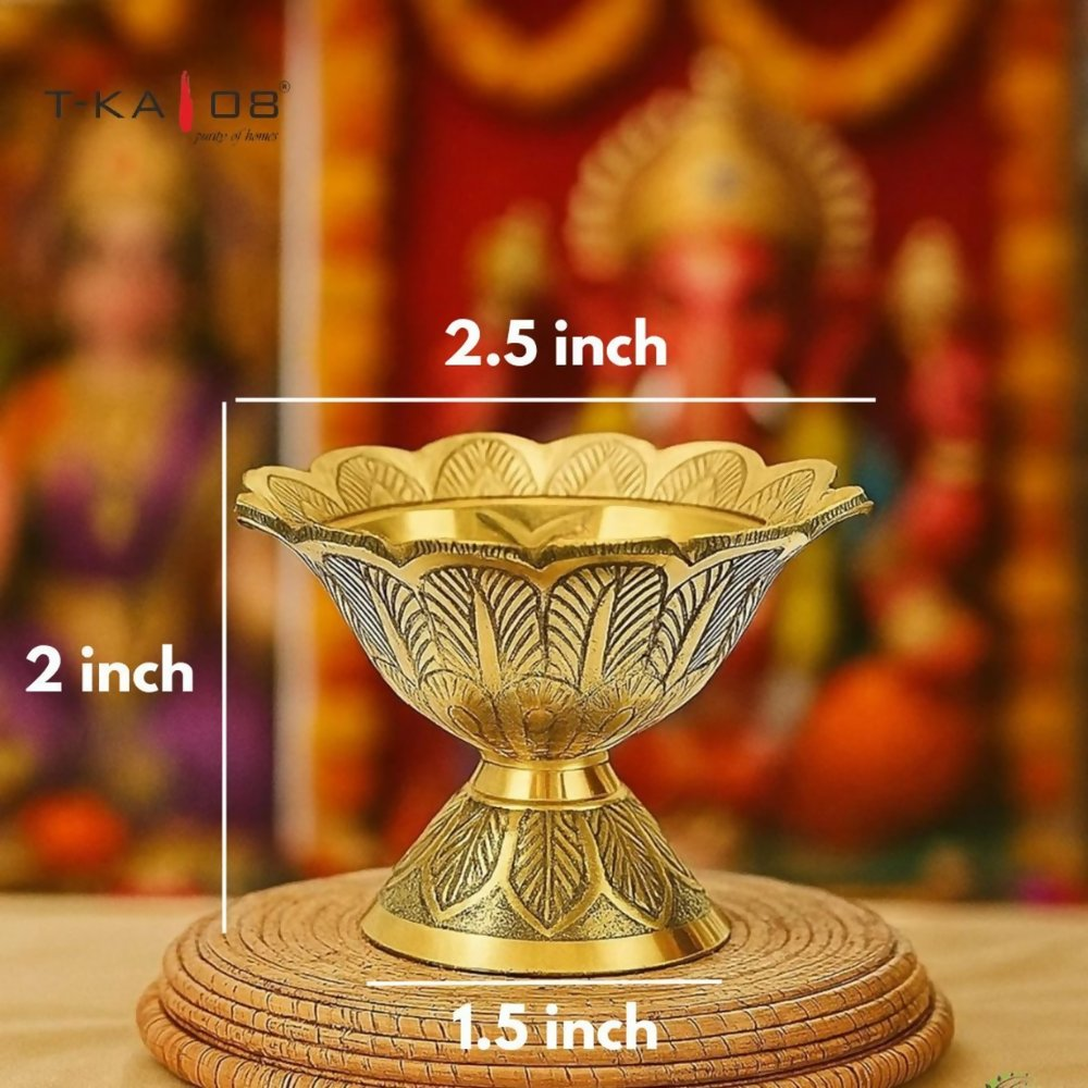 CraftVatika Brass Traditional Devdas Puja Lamp For Decor
