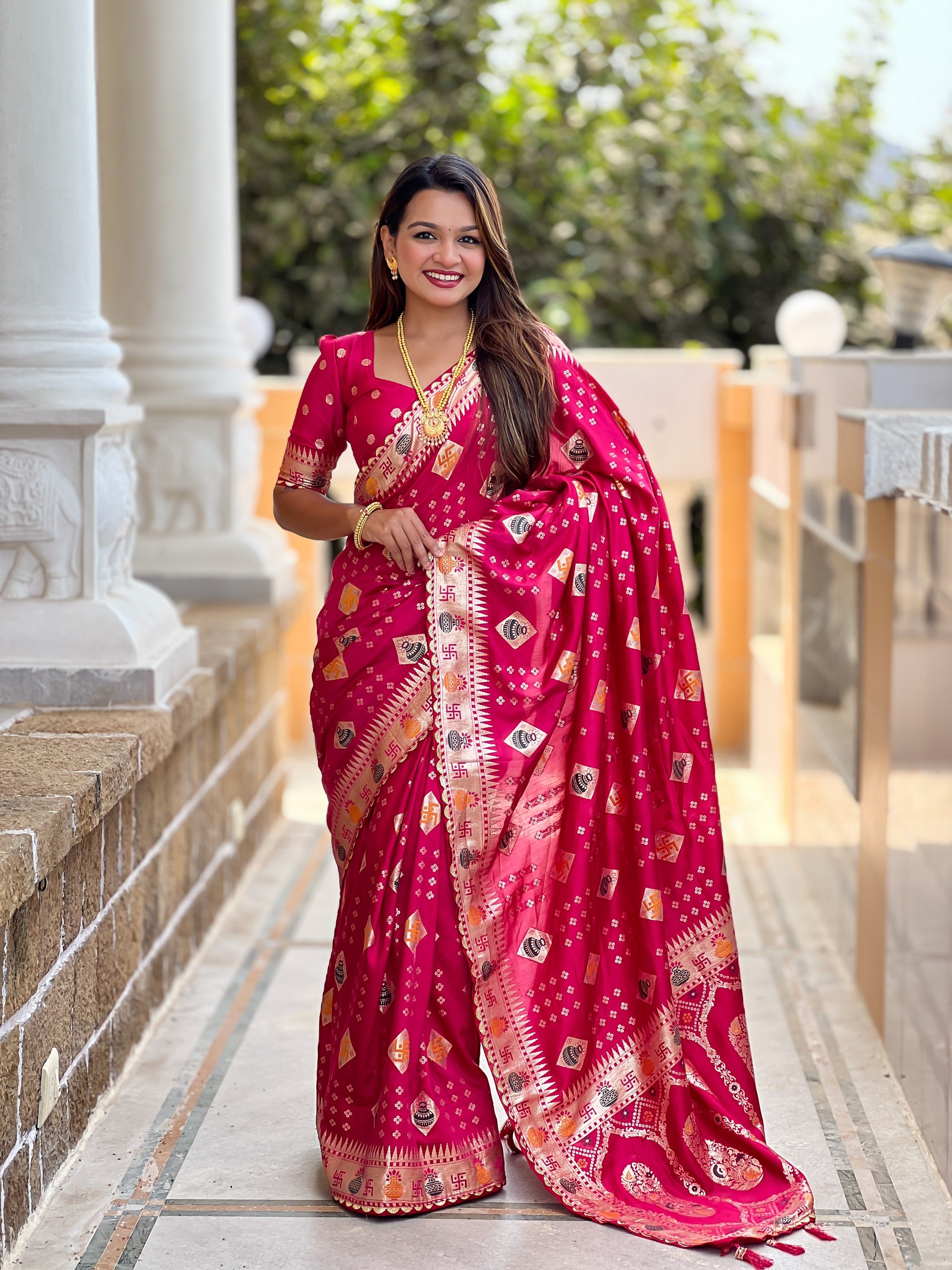 Vedant Vastram Soft Dola Silk Fancy Jacquard Bollywood Saree - Pink - Dista