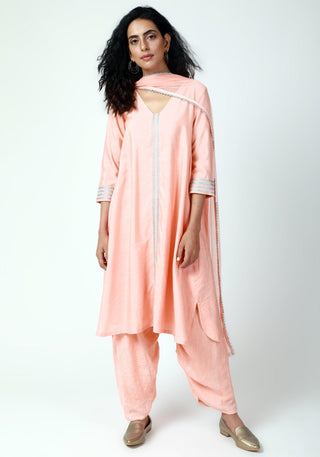 trueBrowns Peach Laced Kurta-Ruffled Pant-Dupatta