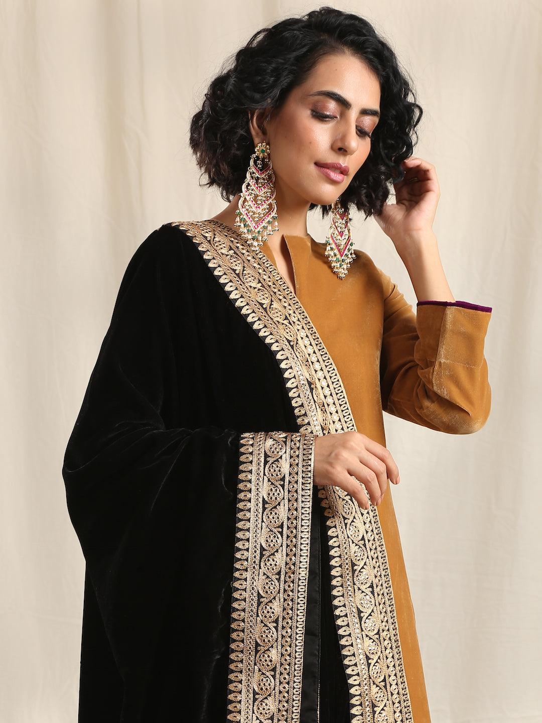 trueBrowns Black Velvet Embroidered Lace Shawl | Relove