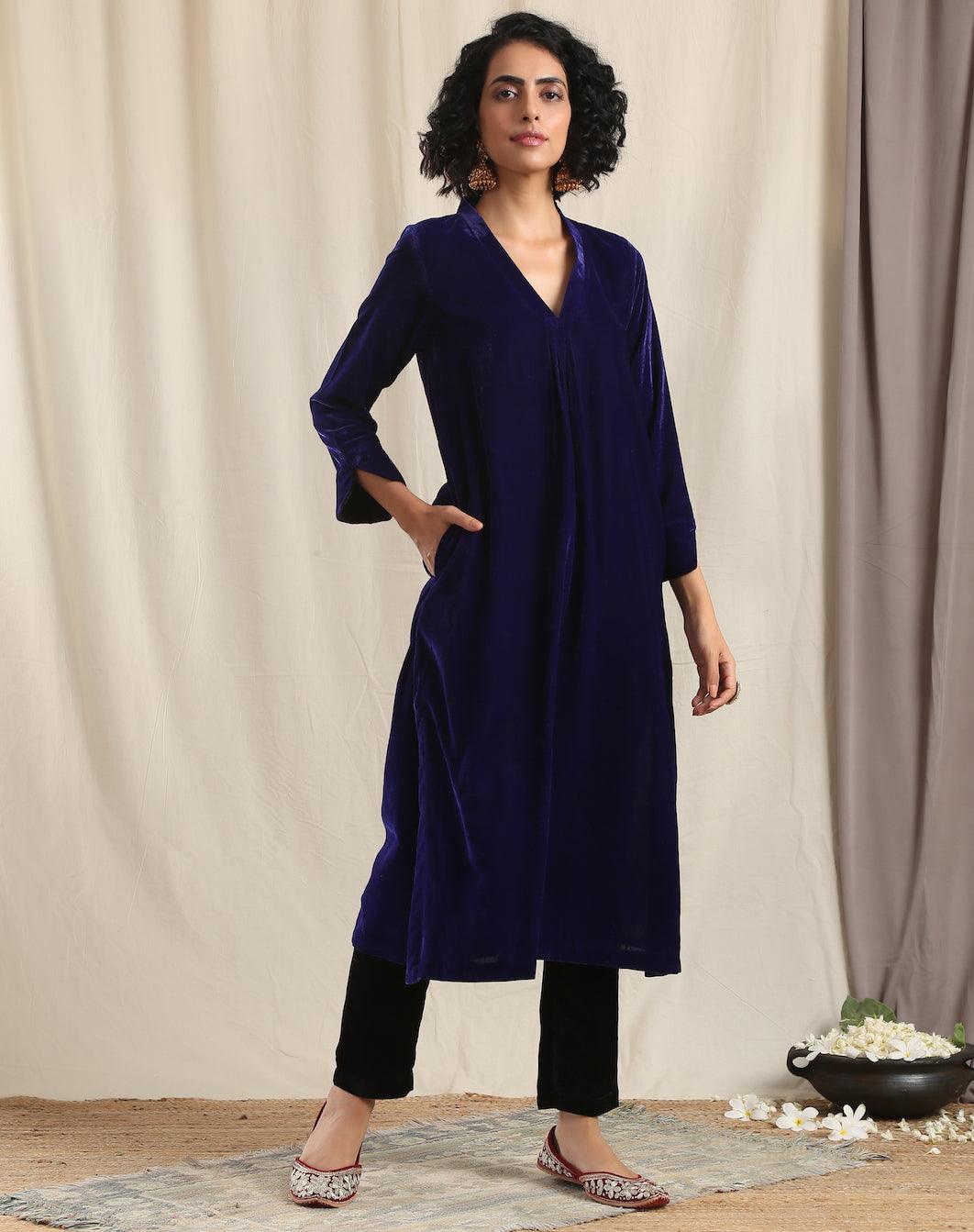 trueBrowns Blue Velvet Slit Kurta - Distacart