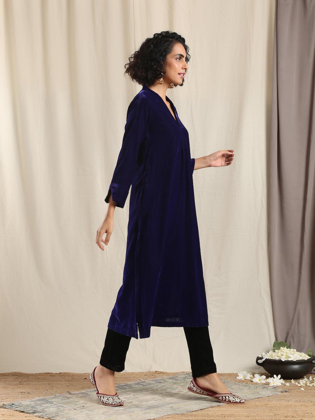 trueBrowns Blue Velvet Slit Kurta - Distacart