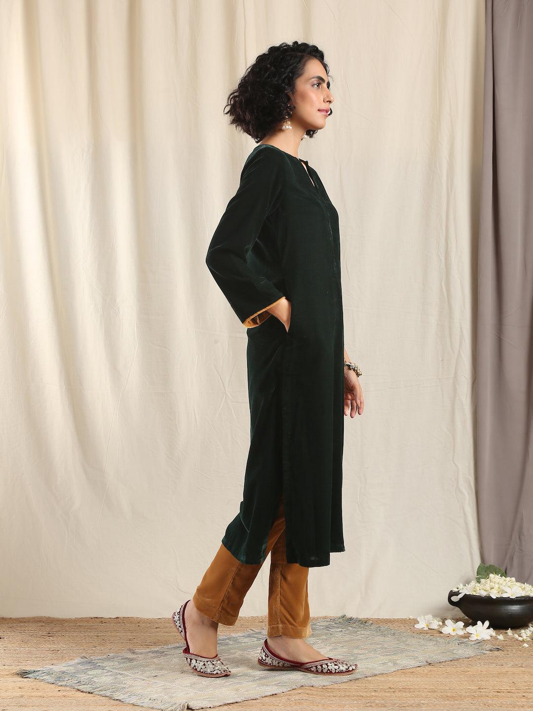trueBrowns Green Velvet Slit Kurta - Distacart