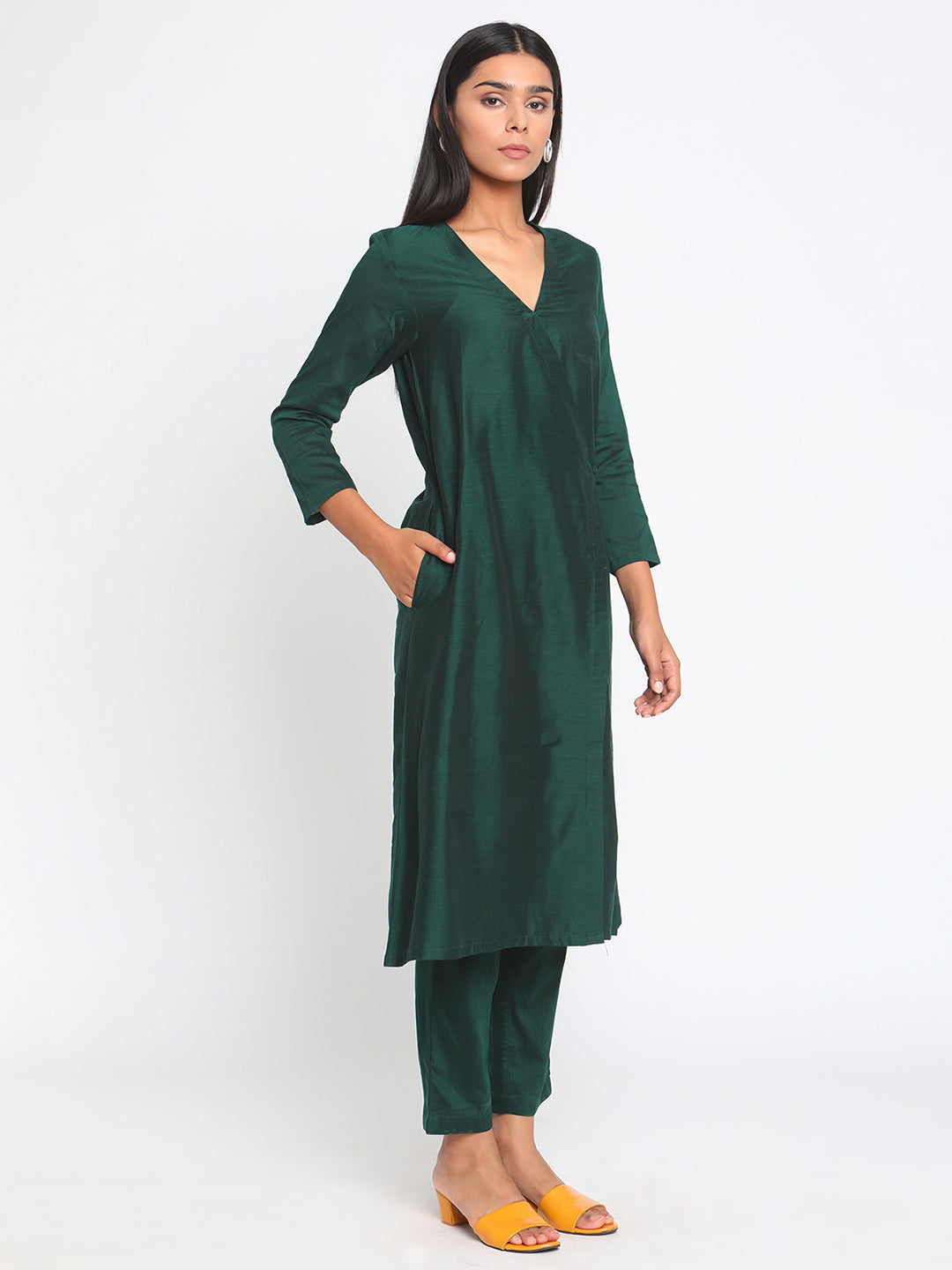 trueBrowns Green Silk Angrakha Set | Relove