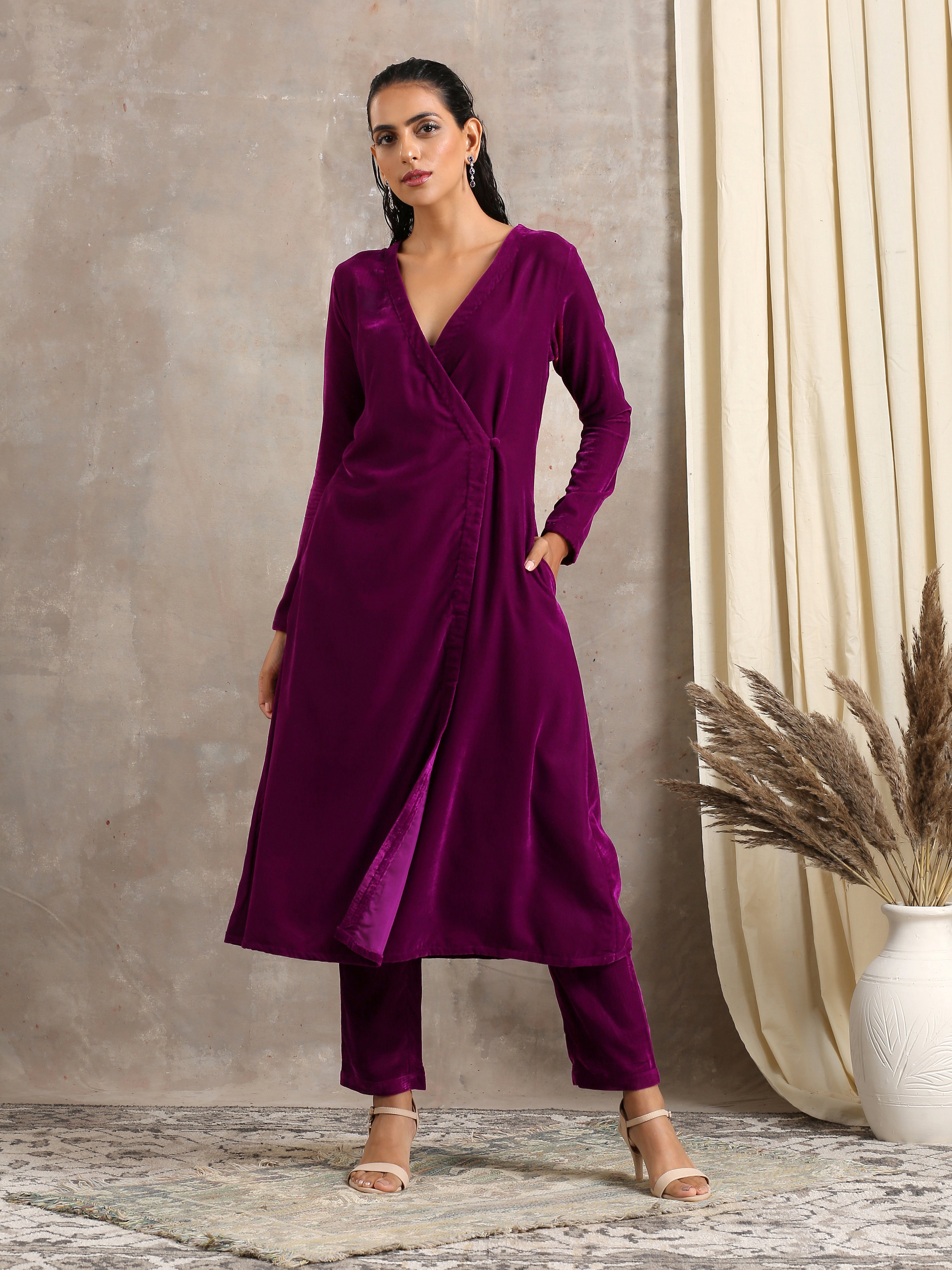 trueBrowns Wine Velvet Pant - Distacart