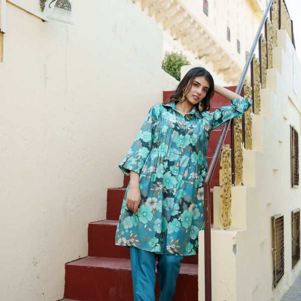 Vaasva Women Teal Muslin Tucks Kurta & Pant Set - Distacart