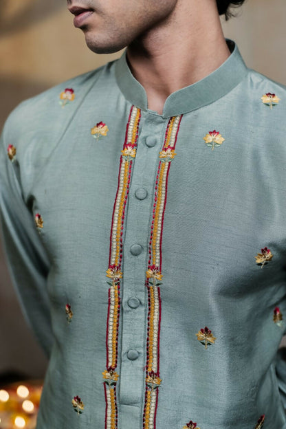 Falling Raw Silk Olive Green Kalika Kurta Set By Hilo Design - Distacart