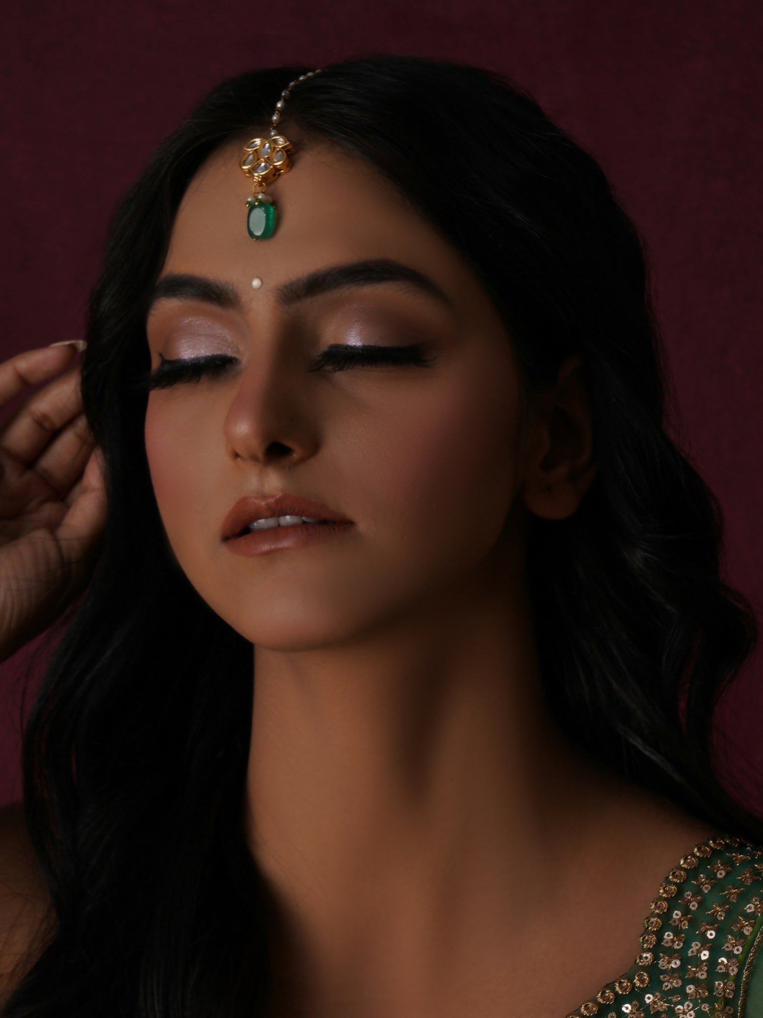 Kundan Maang Tikka (Gold) - Ruby Raang - Distacart