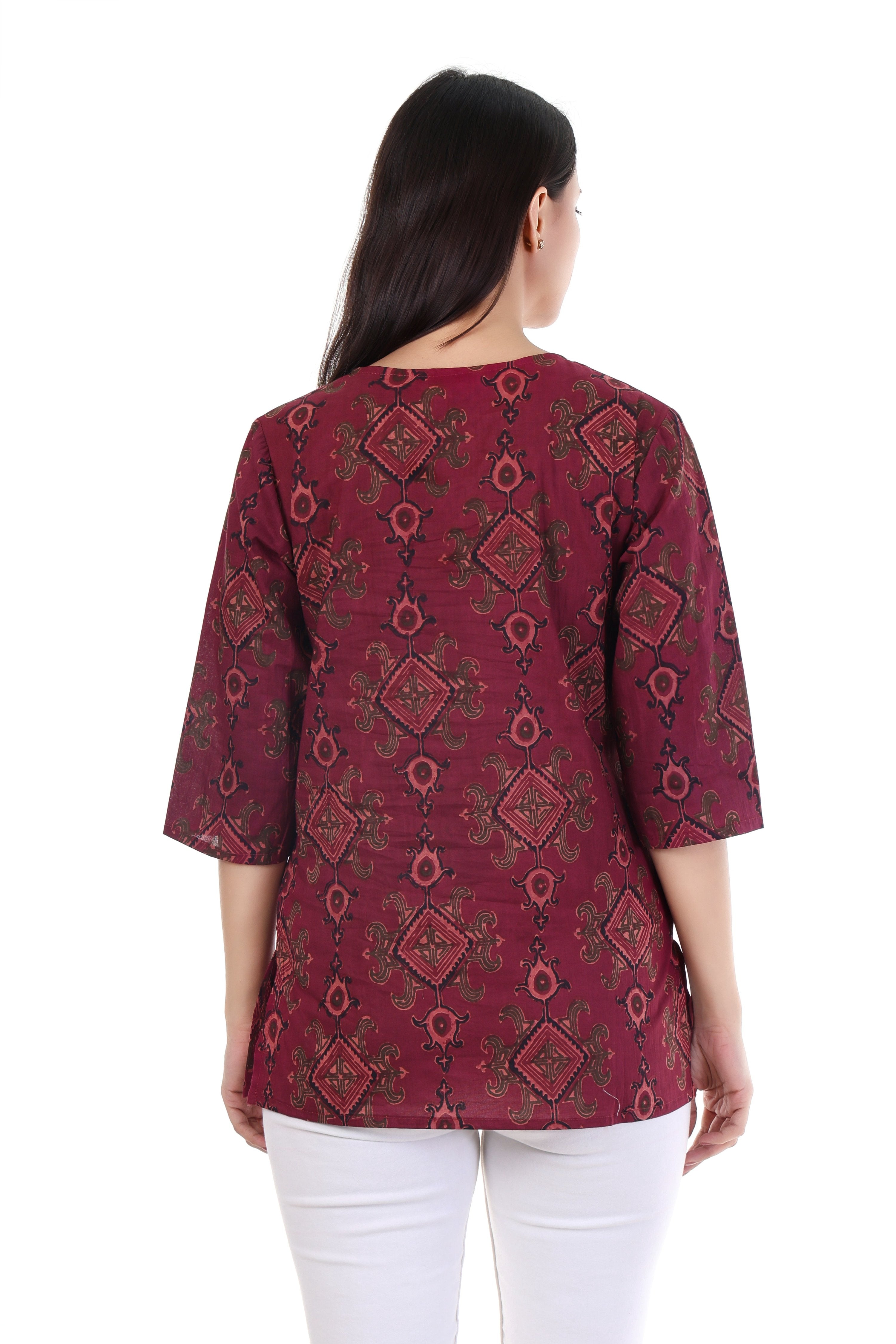 Jaitra Apparels Women Printed Pure Cotton Straight Kurta (Wine)