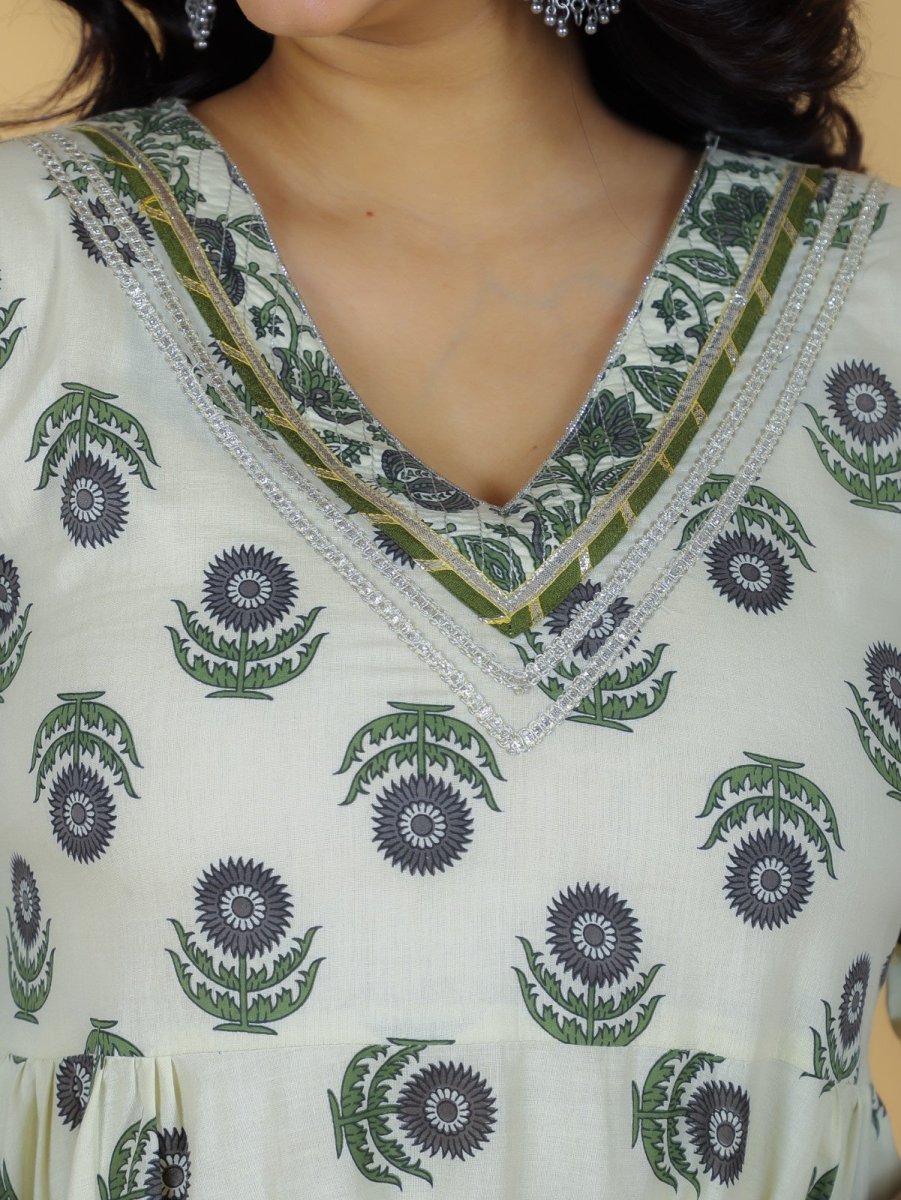 Aramya Flared Soft Cotton Block Print Women's Kurta - Off White - Distacart