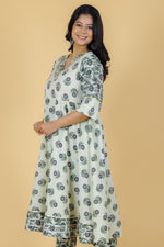 Thumbnail for Aramya Flared Soft Cotton Block Print Women's Kurta - Off White - Distacart