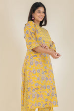 Thumbnail for Aramya Straight Soft Cotton Floral Print Women's Kurta - Yellow - Distacart