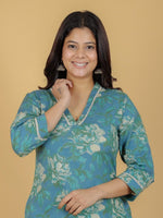 Thumbnail for Aramya Straight Linen Cotton Floral Print Women's Kurta - Green - Distacart