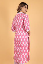 Thumbnail for Aramya Straight Soft Cotton Floral Print Women's Kurta - Pink - Distacart