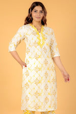 Thumbnail for Aramya Straight Soft Cotton Floral Print Women's Kurta - Yellow - Distacart