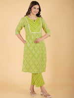 Thumbnail for Aramya Straight Soft Cotton Bandhani Print Women's Kurta - Green - Distacart