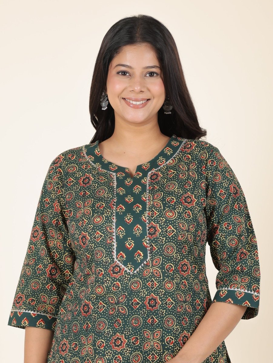 Aramya Straight Soft Cotton Floral Print Women's Kurta - Green - Distacart