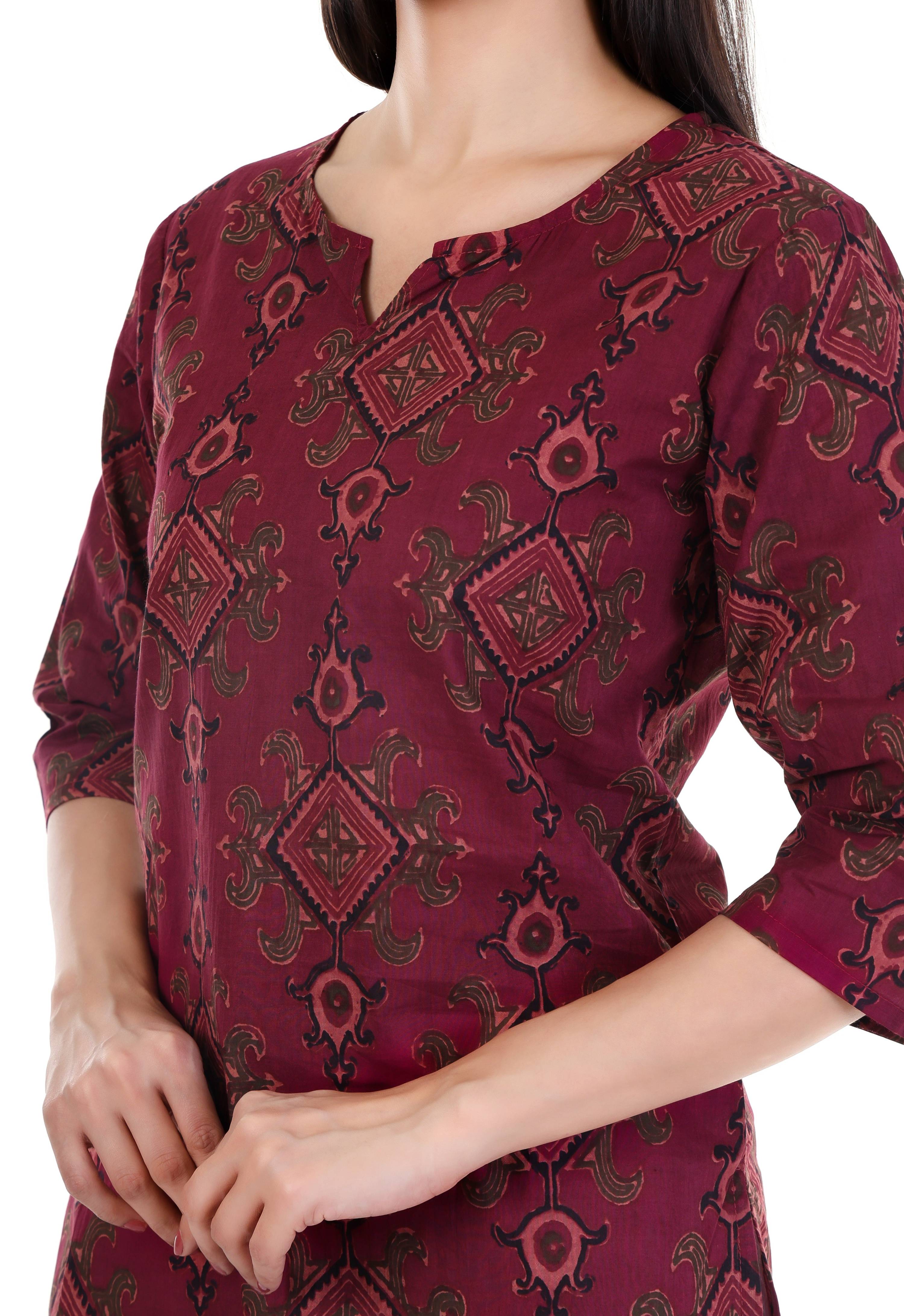 Jaitra Apparels Women Printed Pure Cotton Straight Kurta (Wine)