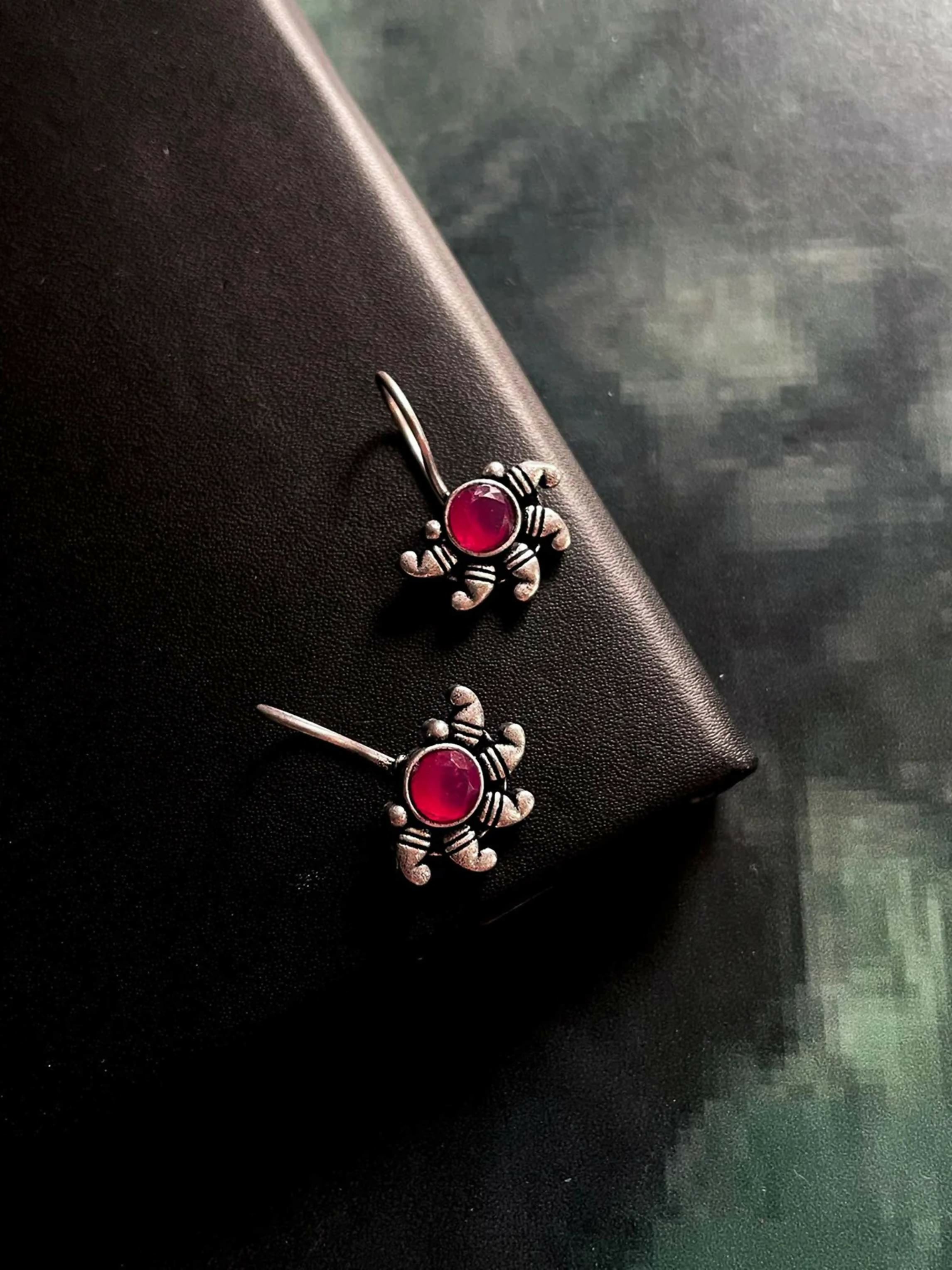 Joban Fashion Women Red Monalisa Stone Oxidized Half Flower Small Earring