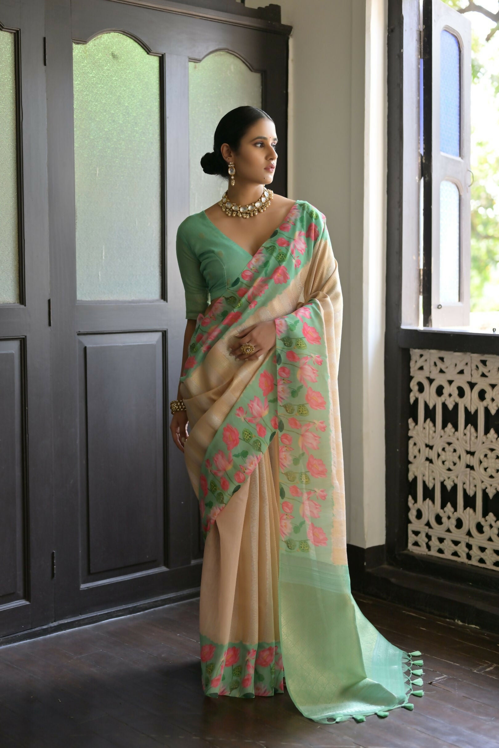 Vishnu Weaves Women's Green Banarasi Silk Saree with Blouse - Distacart