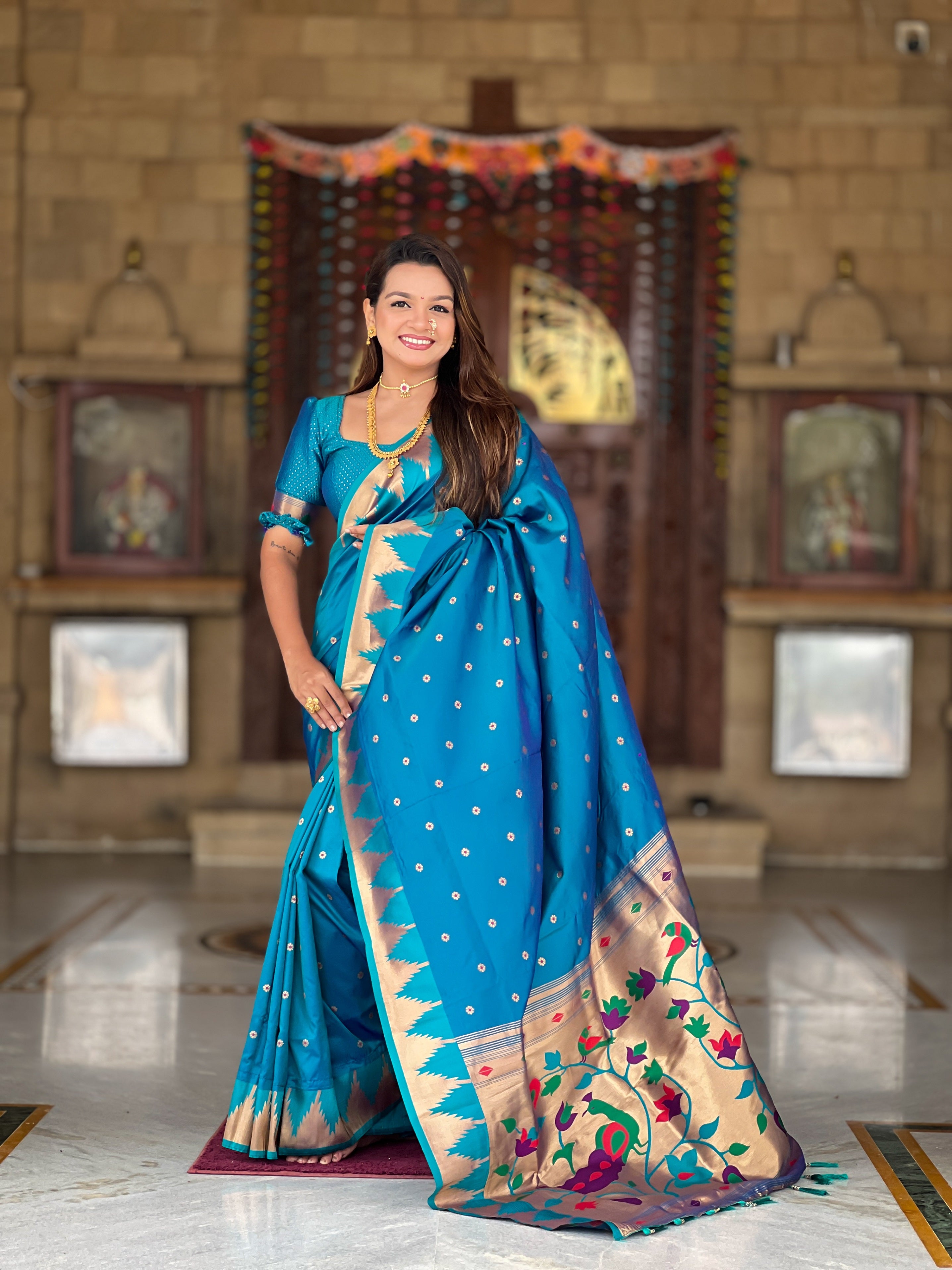Vedant Vastram Soft Litchi Silk Banarasi Silk Jacquard Saree - Firozi - Dista