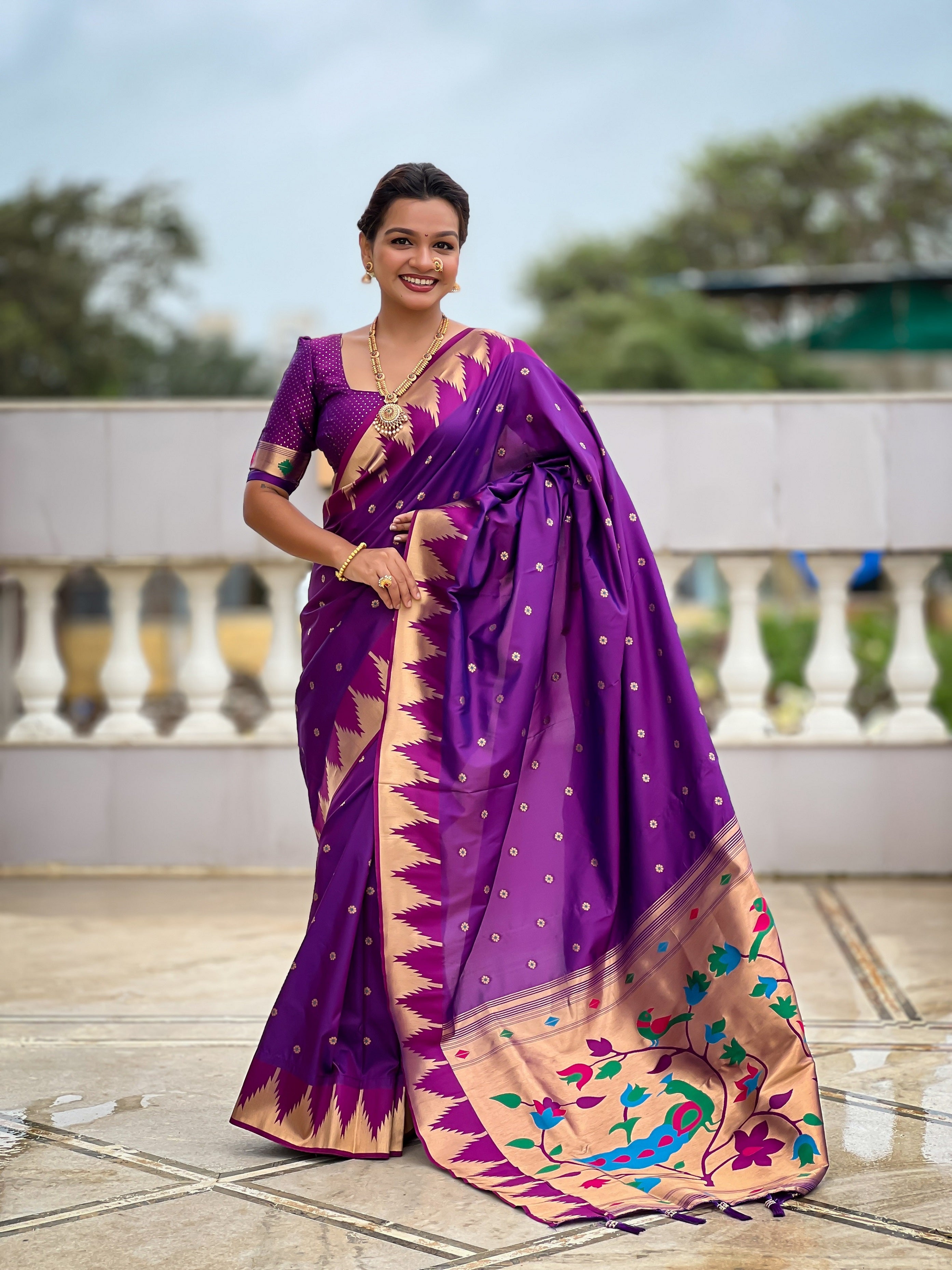 Vedant Vastram Soft Litchi Silk Banarasi Silk Jacquard Saree - Purple - Dista