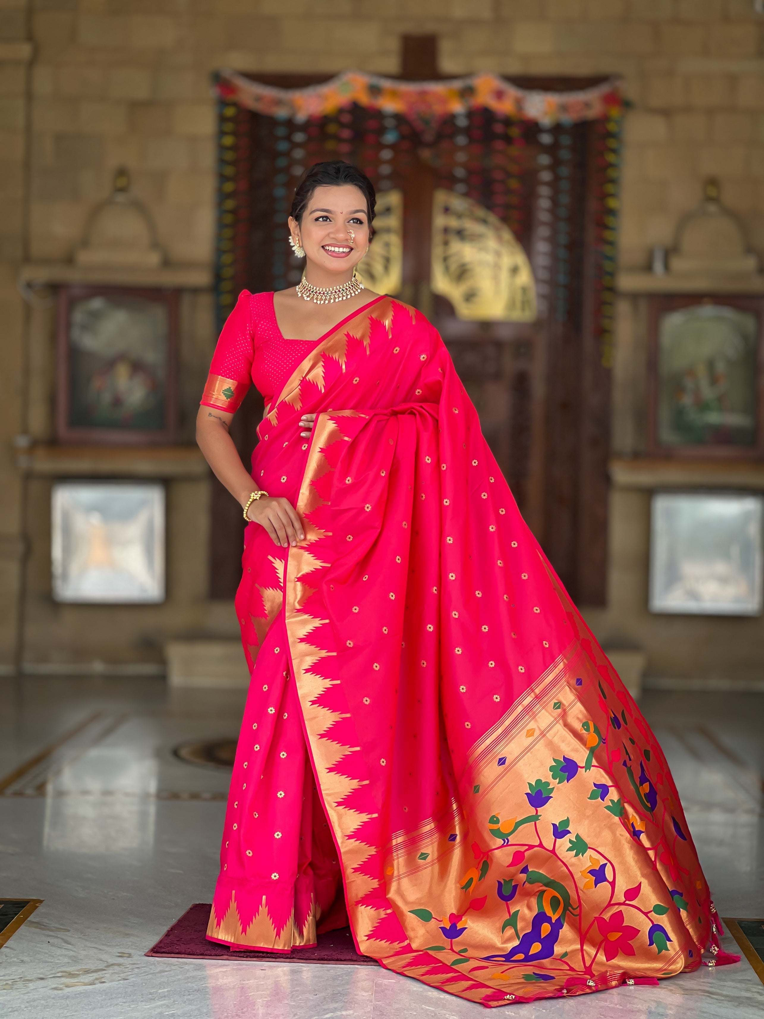 Vedant Vastram Soft Litchi Silk Banarasi Silk Jacquard Saree - Pink - Dista