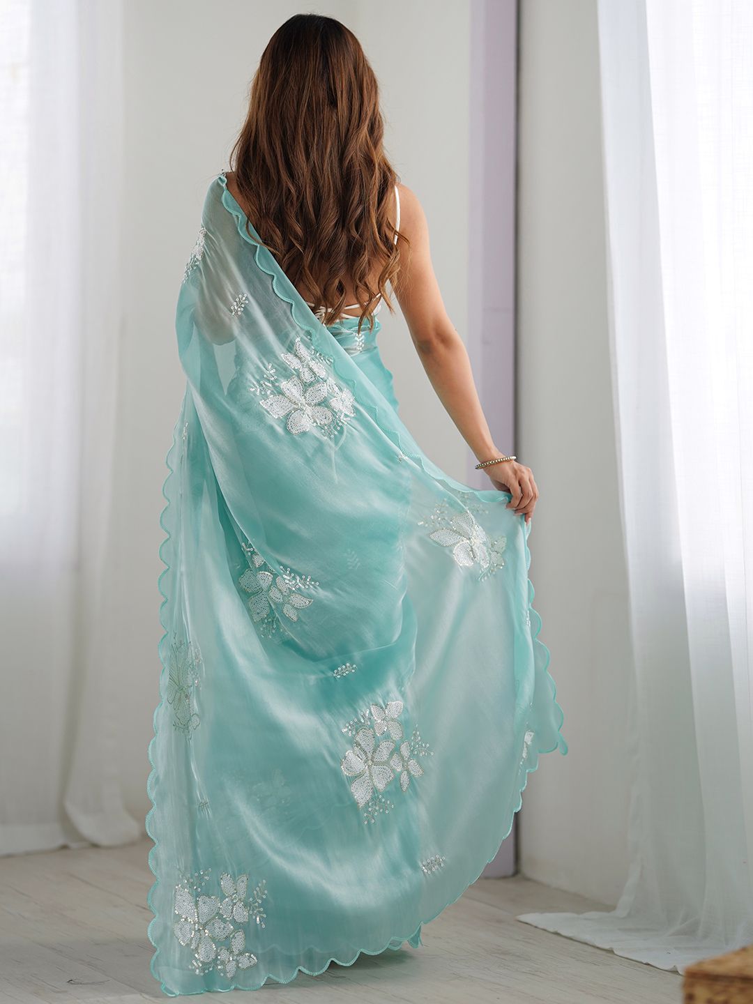 Mitera Floral Embroidered Silk Blend Saree - Distacart