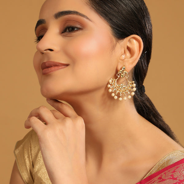 Nuyug 18k Gold-Plated American Diamonds Studded Contemporary Shaped Dangler Earrings