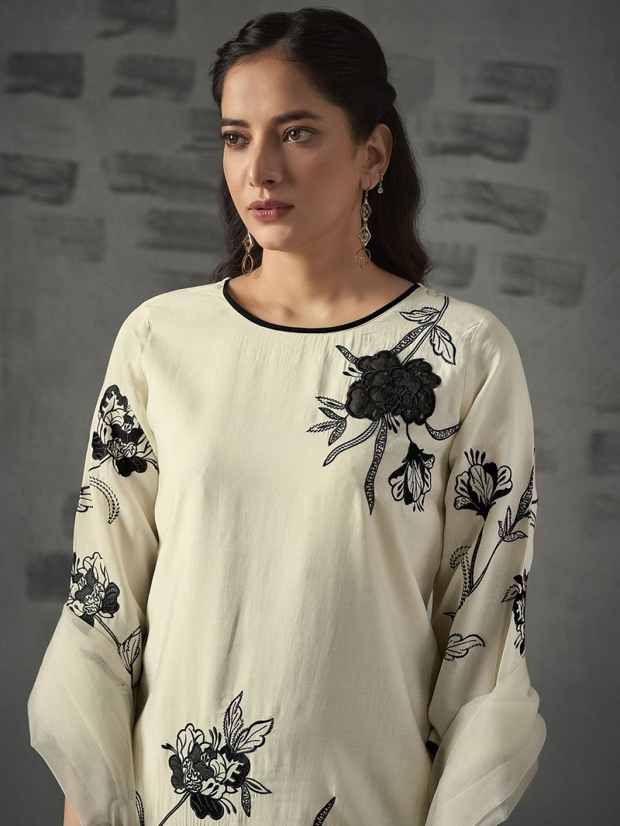 Anouk Floral Embroidered Regular Chanderi Silk Straight Kurta with Trousers & Dupatta - Distacart