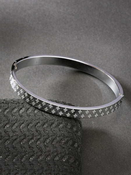 NVR Men's Silver-Plated Stainless Steel Kada Bracelet - Distacart
