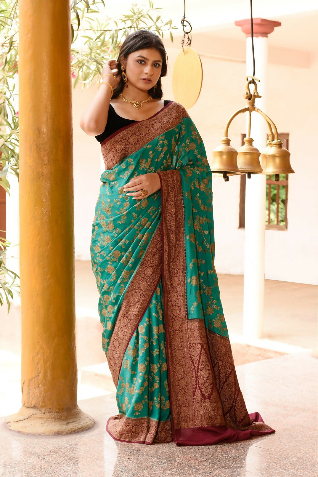 Joban Fashion Teal Green Crepe Chiffon Pure Handloom Banarasi Silk Saree - Dista