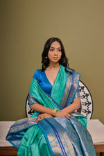 Thumbnail for Vishnu Weaves Women's Sea-Green Raw Silk Zari Woven Saree with Blouse - Distacart
