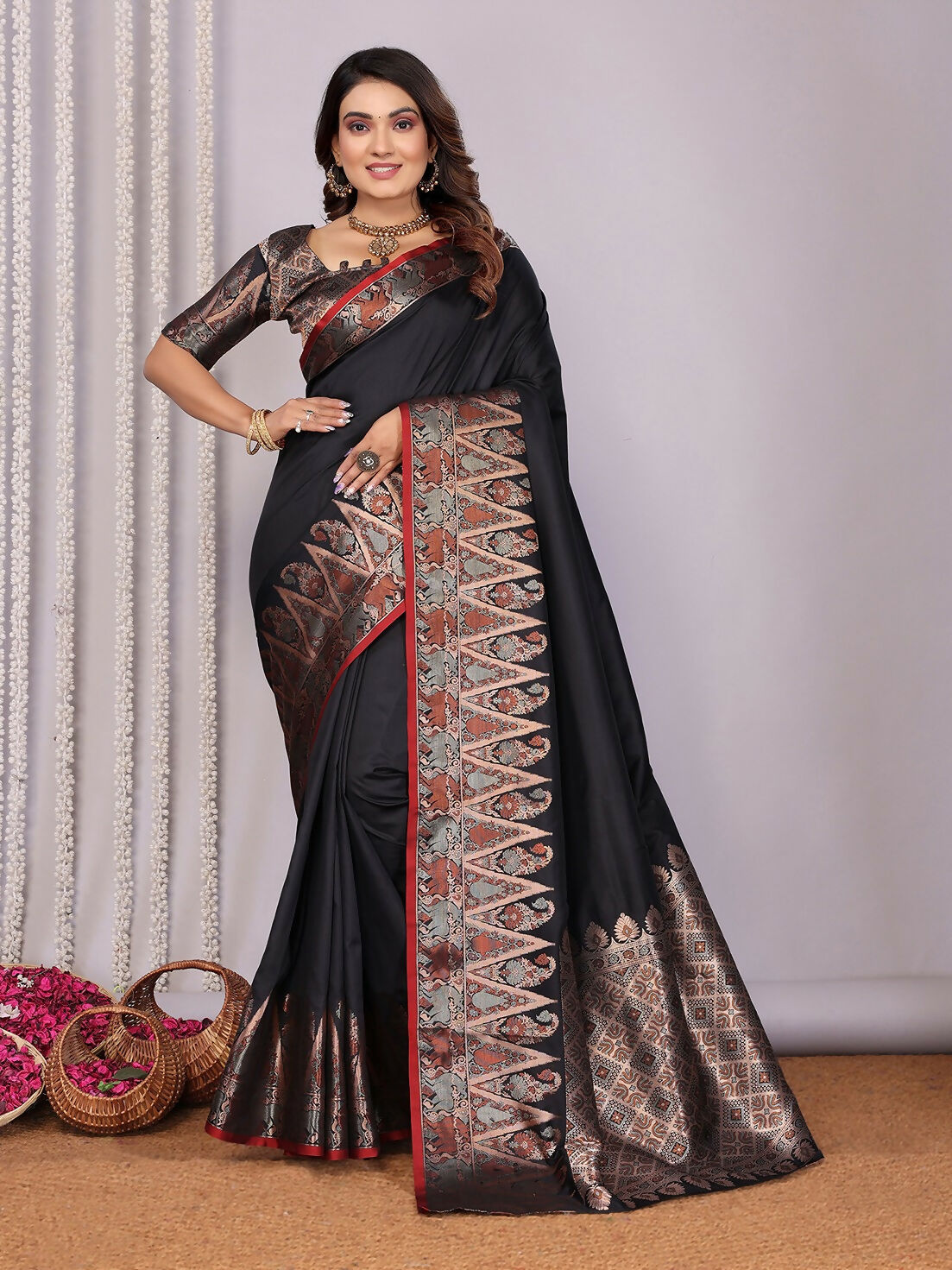Joban Fashion Banarasi Black Jacquard Woven Soft Silk Saree