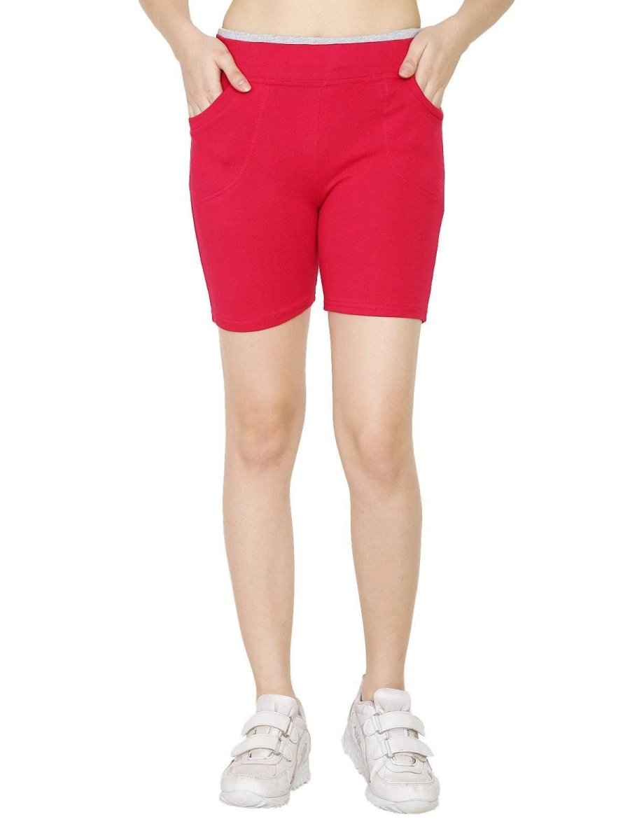 Asmaani Red Color Short Pant with Two Side Pockets