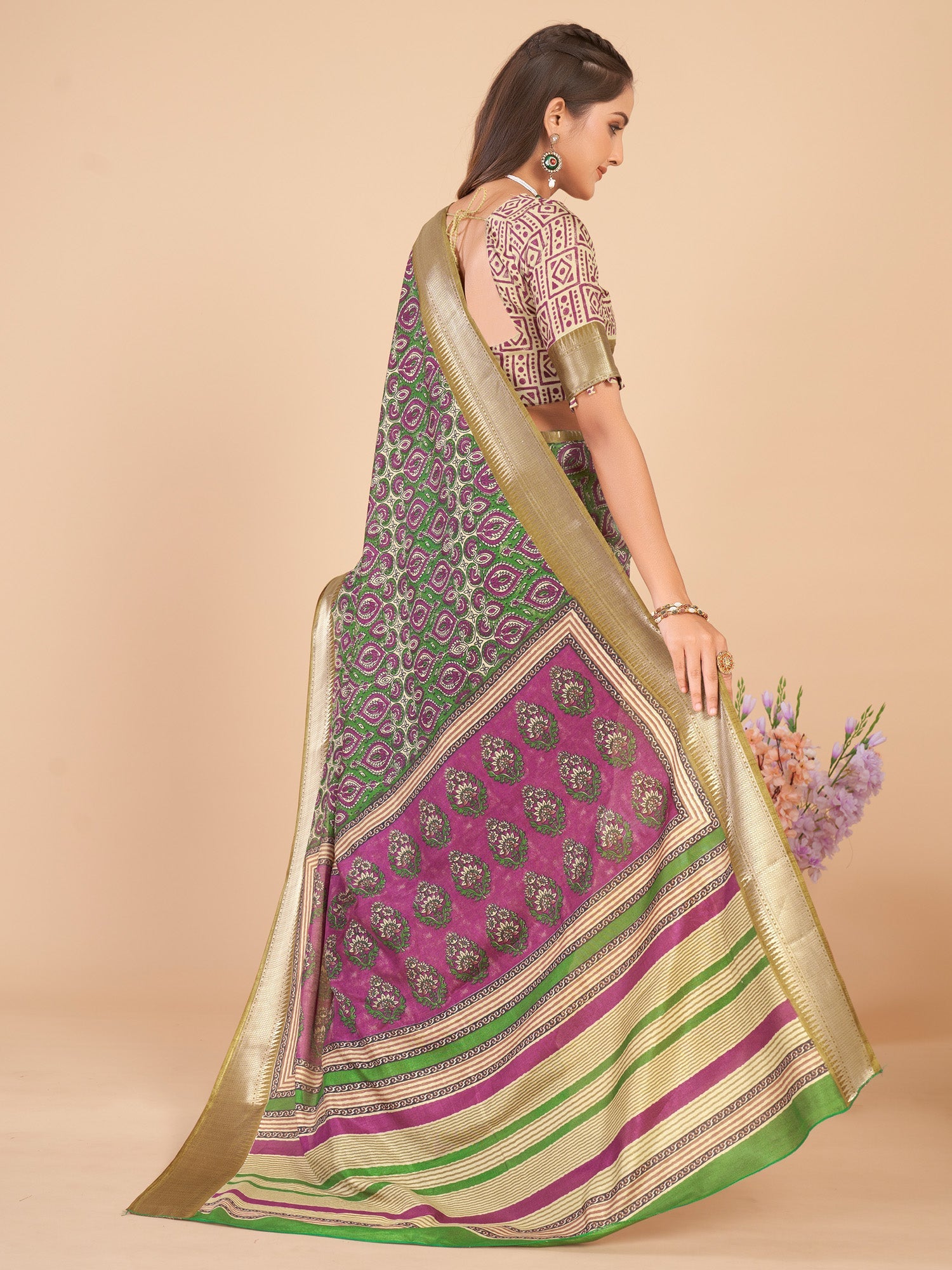 NOZ2TOZ Women's Dola Silk Green Woven Design Designer Saree With Blouse Piece - Distacart