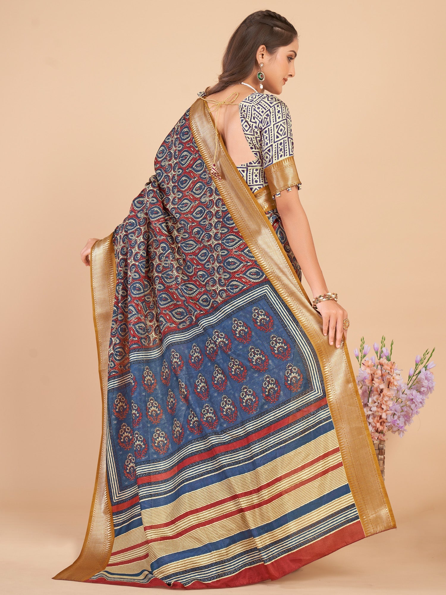 NOZ2TOZ Women's Dola Silk Brown Woven Design Designer Saree With Blouse Piece - Distacart