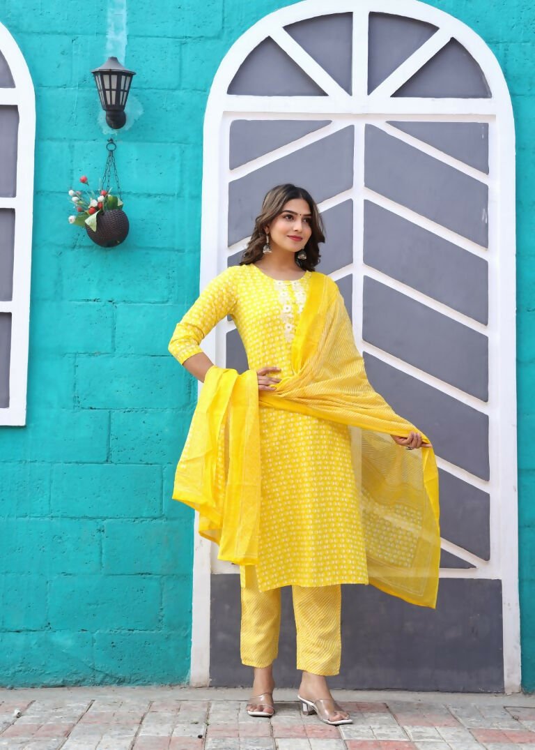 Alvano Printed Beautiful Straight Kurti with Pant and Dupatta set for Women and Girls (Yellow) - Distacart