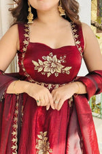 Thumbnail for Teeya Creation New Womens Trendy Embroidery Sequence Work Kurta Set - Dista