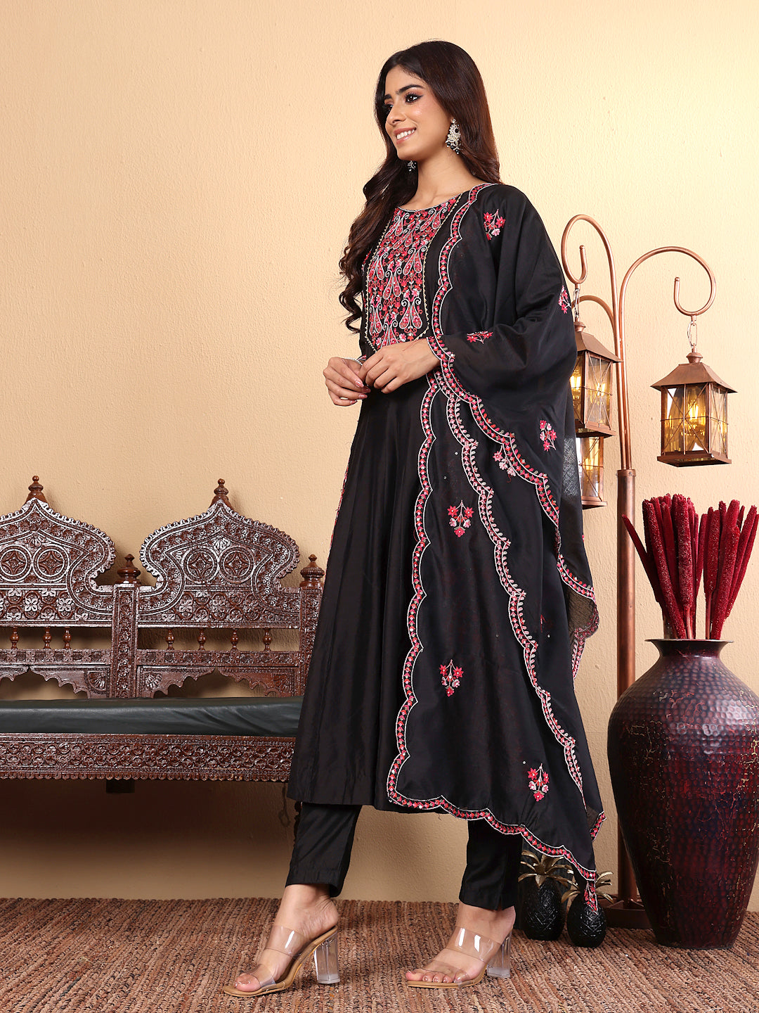 Varanga Women Pure Black Hand Embroidered Kurta Set With Dupatta - Distacart