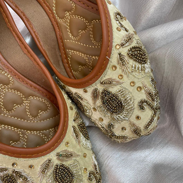 Desi Colour Women Indian Ethnic Footwear-Gold Dabka Emb - Distacart