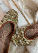 Thumbnail for Desi Colour Women Indian Ethnic Footwear-Gold Lines Dabka - Distacart