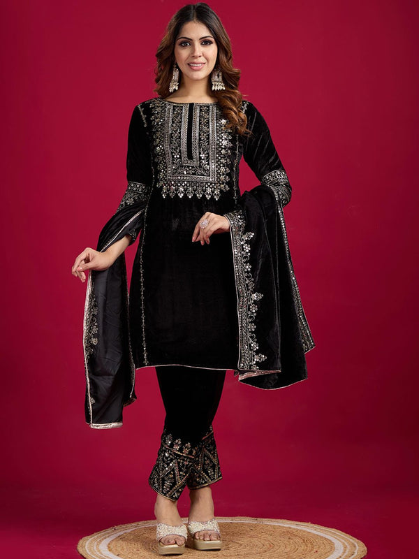 Kalini Women Ethnic Motifs Embroidered Regular Sequinned Velvet Kurti with Pyjamas & With Dupatta