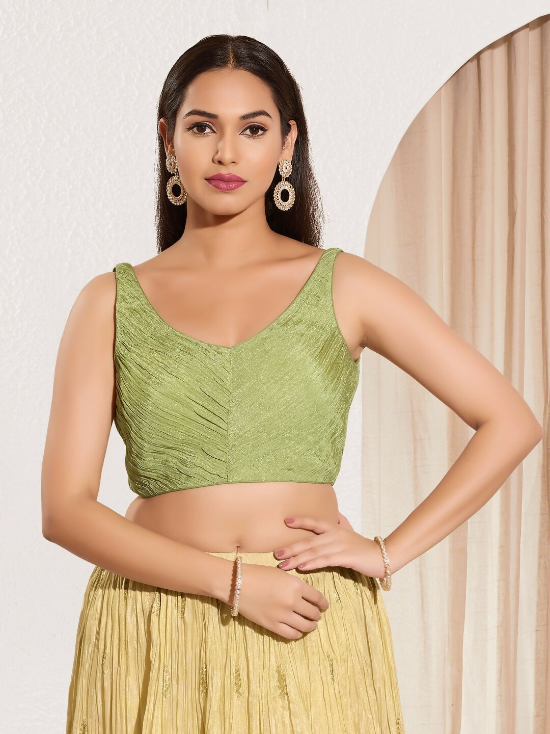 Joban Fashion Mehendi Green Tissue Padded Blouse With Sweetheart Neck Sleeveless