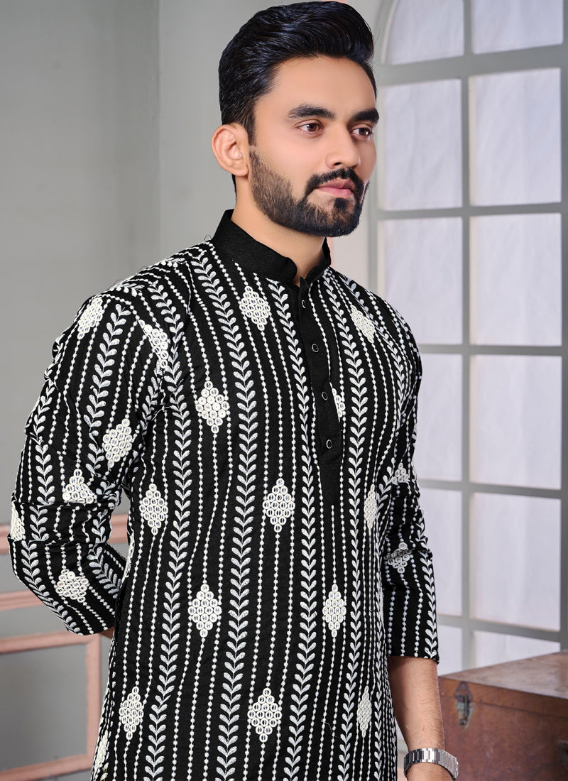 Prazu Fashion Black Linen Embroidered Kurta