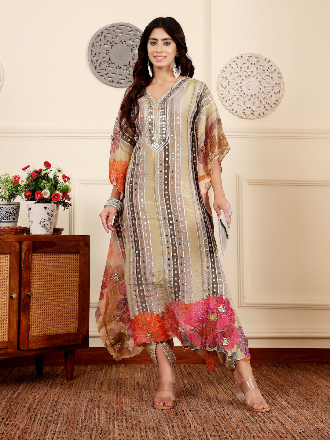 Varanga Women Green Colored Pure Silke Gotta And Mirror Embellished Kaftan With Tulip Pants - Distacart