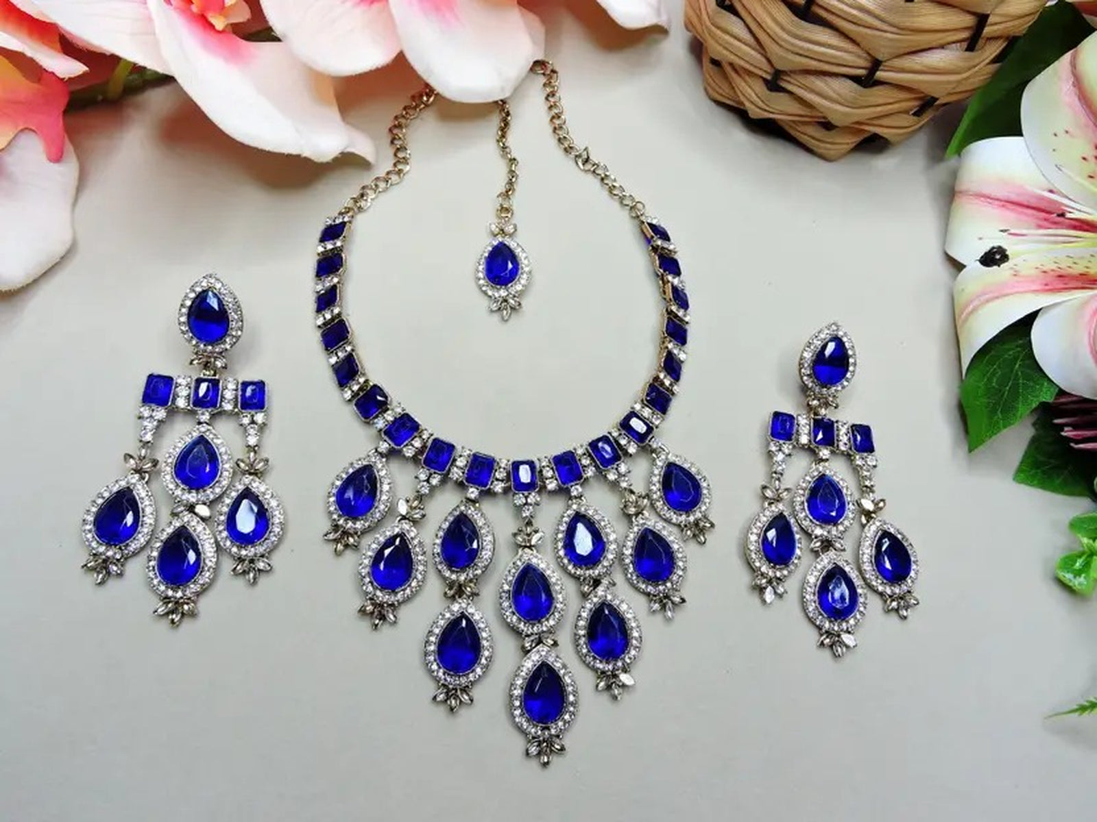 Jewel City Teardrop Bridal Necklace Set with Earrings & Maang Tikka - Ethnic Wedding Jewelry for Brides & Parties