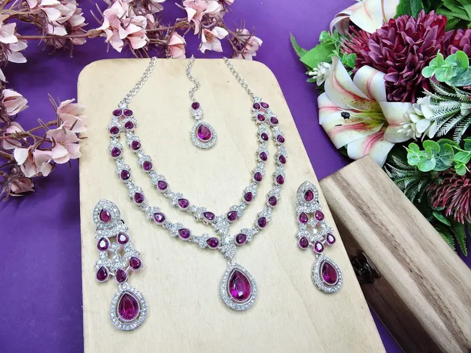 Set of 2 India Wedding Jewelry Maang Tikka Buy Jewel City Teardrop Bridal Necklace Set with Earrings  main image 2