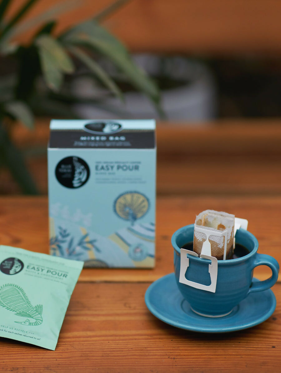 Blue Tokai Mixed Light To Dark Roasts Easy Pour Sachets - Distacart