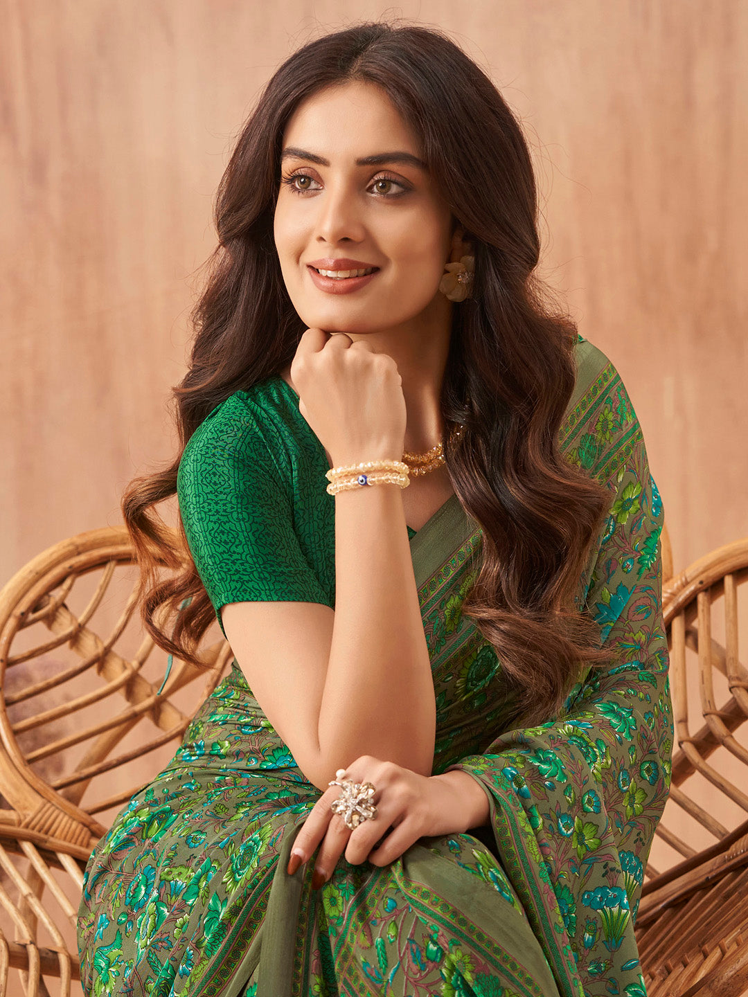 NOZ2TOZ Women's Crepe Green Printed Designer Saree With Blouse Piece - Distacart